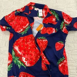 Negative Space Strawberry Print button down